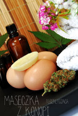 Cannabis Cosmetics Maseczka regenerujaca