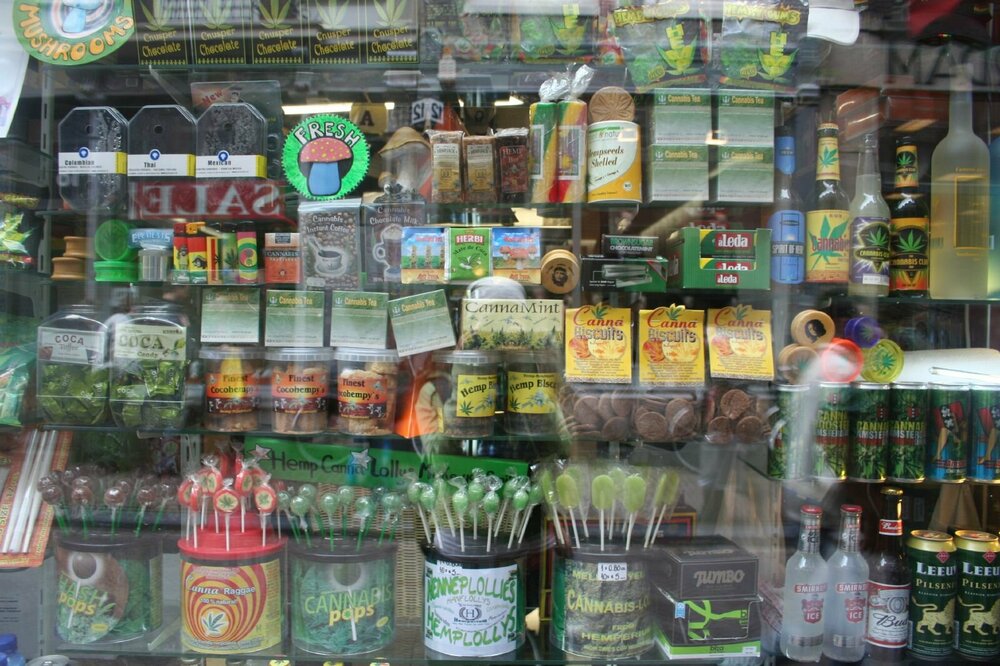 Amsterdam-420-cannabis-products-window.jpg